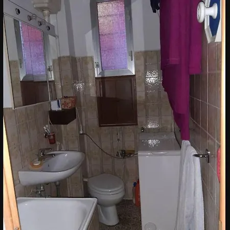 Hostal Bologna Guest House Bolonia